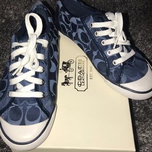 COPY - Coach Navy Barrett